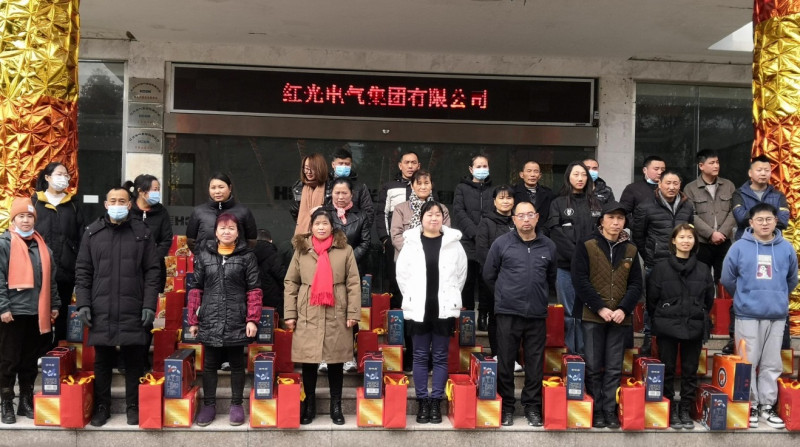 工会慰问送温暖，浓浓关切显真情